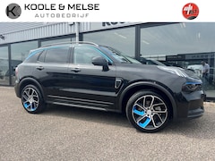 Lynk & Co 01 - 1.5 261pk PLUG IN HYBRID , Panodak , 360 gr camera, Adaptive CC