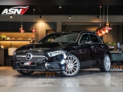 Mercedes-Benz A-klasse - 250 e Business Line AMG, 218 PK, AMG/In/Exterieur, Pano/Dak, 19''/Veel/Spaaks, Plug/In, Ca