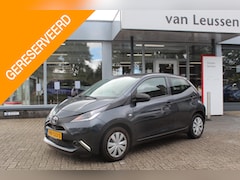 Toyota Aygo - 1.0 VVT-i X-NOW 1E EIG AIRCO EL-RAMEN USB