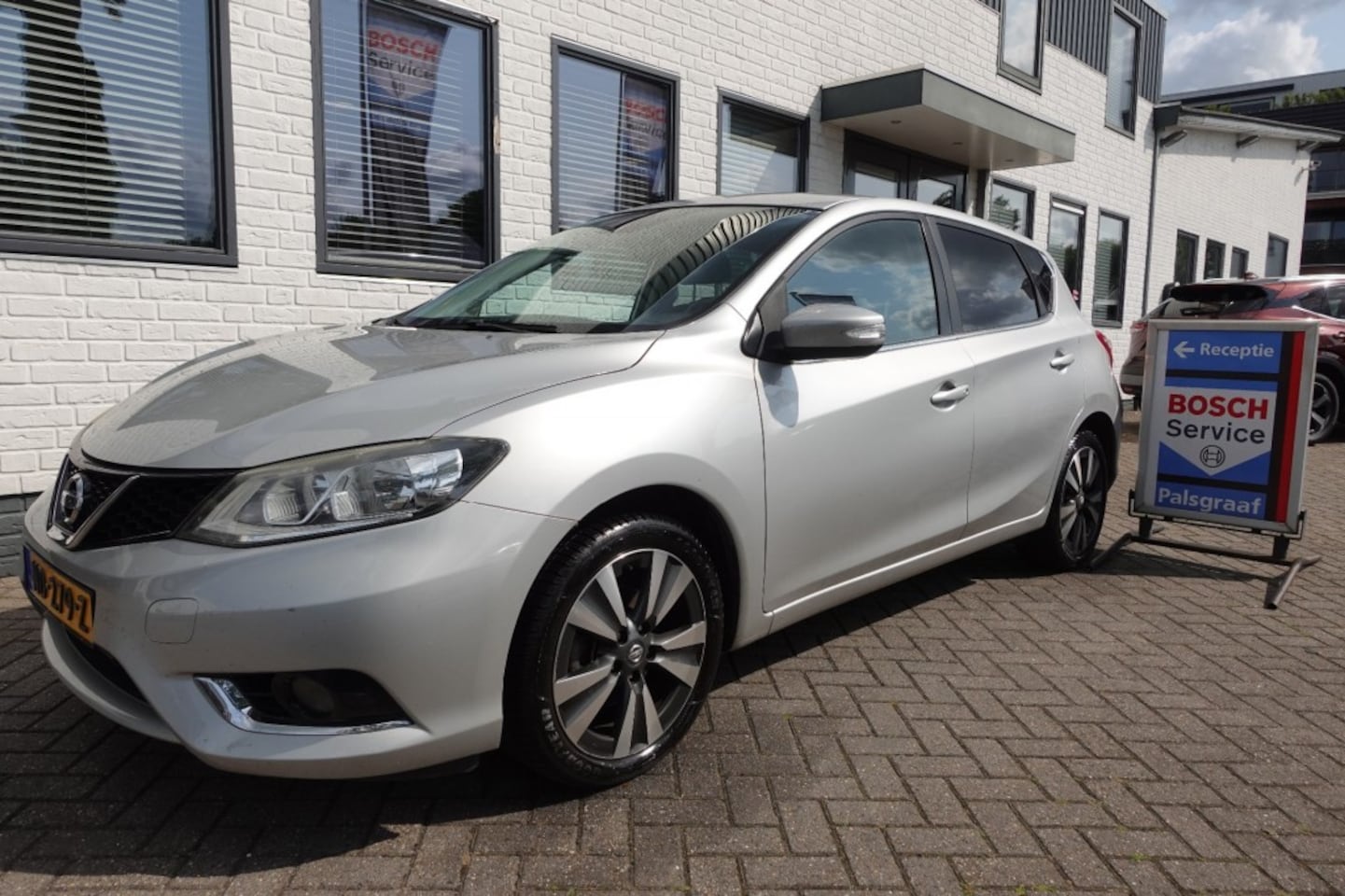 Nissan Pulsar - 1.2 DIG-T N-CONNECTA Trekhaak Camera - AutoWereld.nl