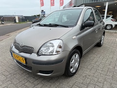 Toyota Yaris - 1.0 VVT-i Terra