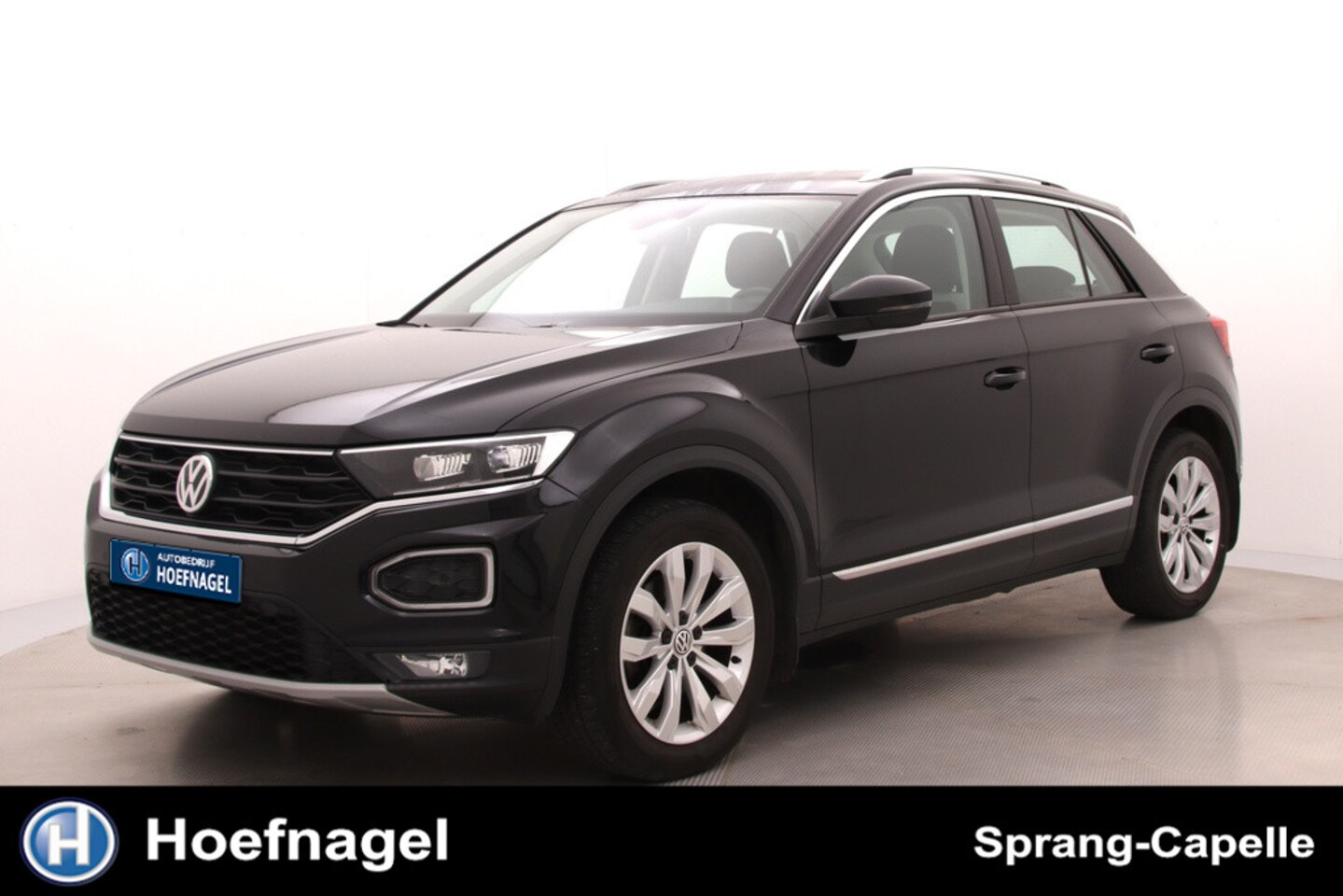 Volkswagen T-Roc - 1.5 TSI Sport | Adaptive Cruise | Camera | CarPlay | Stoelverw. - AutoWereld.nl