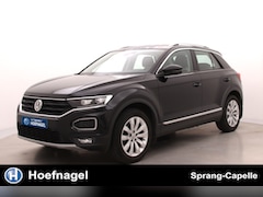 Volkswagen T-Roc - 1.5 TSI Sport | Adaptive Cruise | Camera | CarPlay | Stoelverw