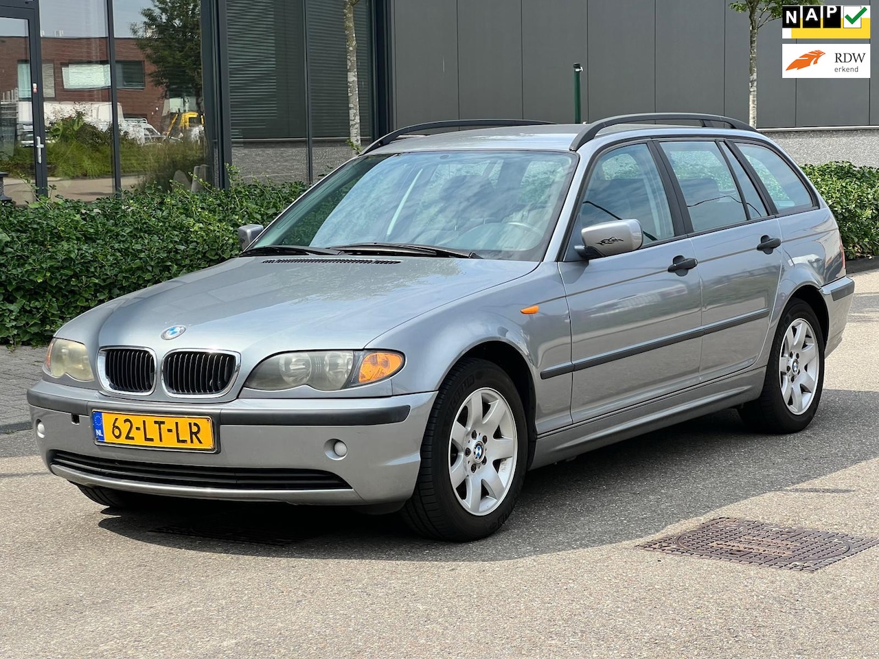 BMW 3-serie Touring - 316i Essence AIRCO NAP - AutoWereld.nl