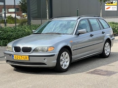 BMW 3-serie Touring - 316i Essence AIRCO NAP