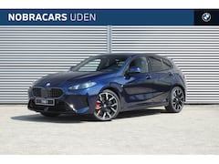 BMW 1-serie - 120 High Executive M Sport Automaat / Panoramadak / Sportstoelen / Parking Assistant Profe