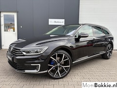 Volkswagen Passat Variant - 1.4 TSI GTE Connected Series Plus