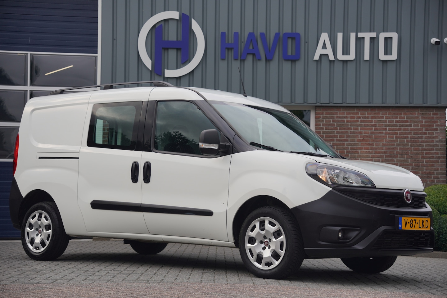 Fiat Doblò Cargo - 1.4 T-Jet 120 PK L2 Maxi, TREKHAAK, BTW-VRIJ / MARGE - AutoWereld.nl