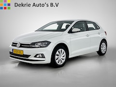 Volkswagen Polo - 1.6 TDI 96PK Euro 6 Comfort-Executive line / / Trekhaak / Navigatie / Airco / Radio multim