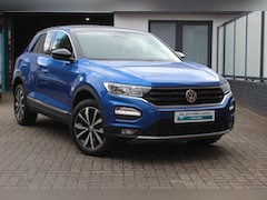 Volkswagen T-Roc - 1.5 TSI Style 1.5 TSI 150pk, Navigatie, PDC V+A, Zwart Dak, 17", Virual Cockpit, All Weath
