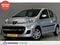 Peugeot 107 - 1.0-12V Urban Move/ 5-Drs/ Airco/ Toerenteller/ C.V. Afstand/ Elek. Ramen/ Isofix/ Radio-C