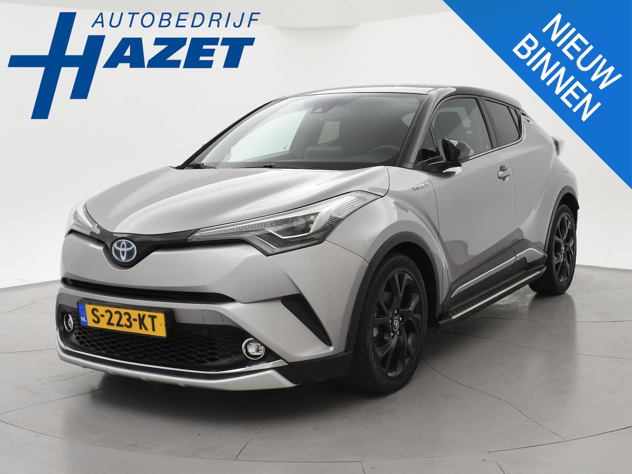 Toyota C-HR - 1.8 HYBRID BI-TONE SPORT EXECUTIVE + ADAPTIVE CRUISE / JBL AUDIO / CAMERA / STOELVERWARMIN - AutoWereld.nl