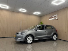 Volkswagen Polo - 1.2 TSI BlueMotion Comfort Edition * NL Auto / Cruise control / Airco / 5 Deurs