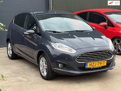 Ford Fiesta - 1.0 Titanium / PDC / Bluetooth / Stoelverwarming