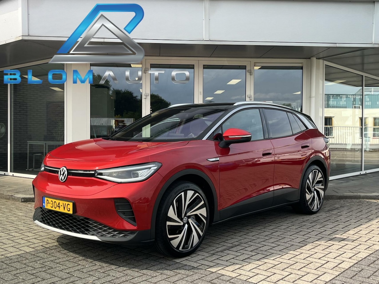 Volkswagen ID.4 - 77 kWh 204PK PANO+IQ LIGHT+ACC+EL. TREKHAAK - AutoWereld.nl