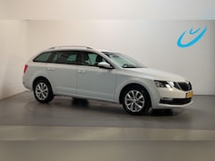 Skoda Octavia Combi - 1.5 TSI 150pk DSG Greentech Business Edition Leder-Stof Stoelverwarming Navigatie App-Conn