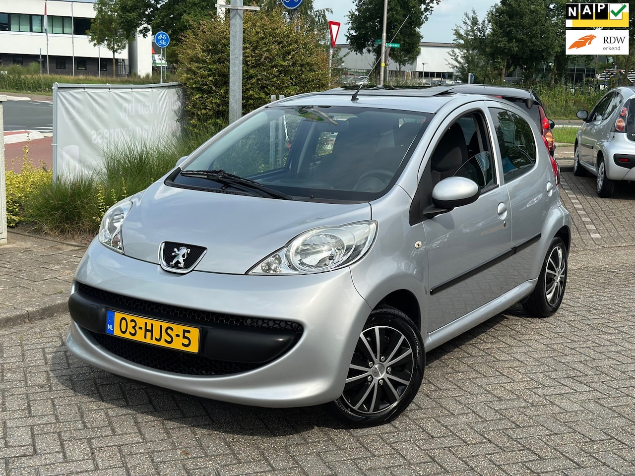 Peugeot 107 - 1.0-12V XS automaat 57.000 km nap - AutoWereld.nl