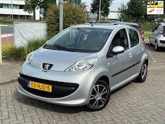 Peugeot 107 - 1.0-12V XS automaat 57.000 km nap