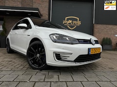 Volkswagen Golf - Golf 1.4 TSI GTE DSG Hybride 150PK Panorama Dak Automaat Zeer Nette Airco Navi Cruise cont