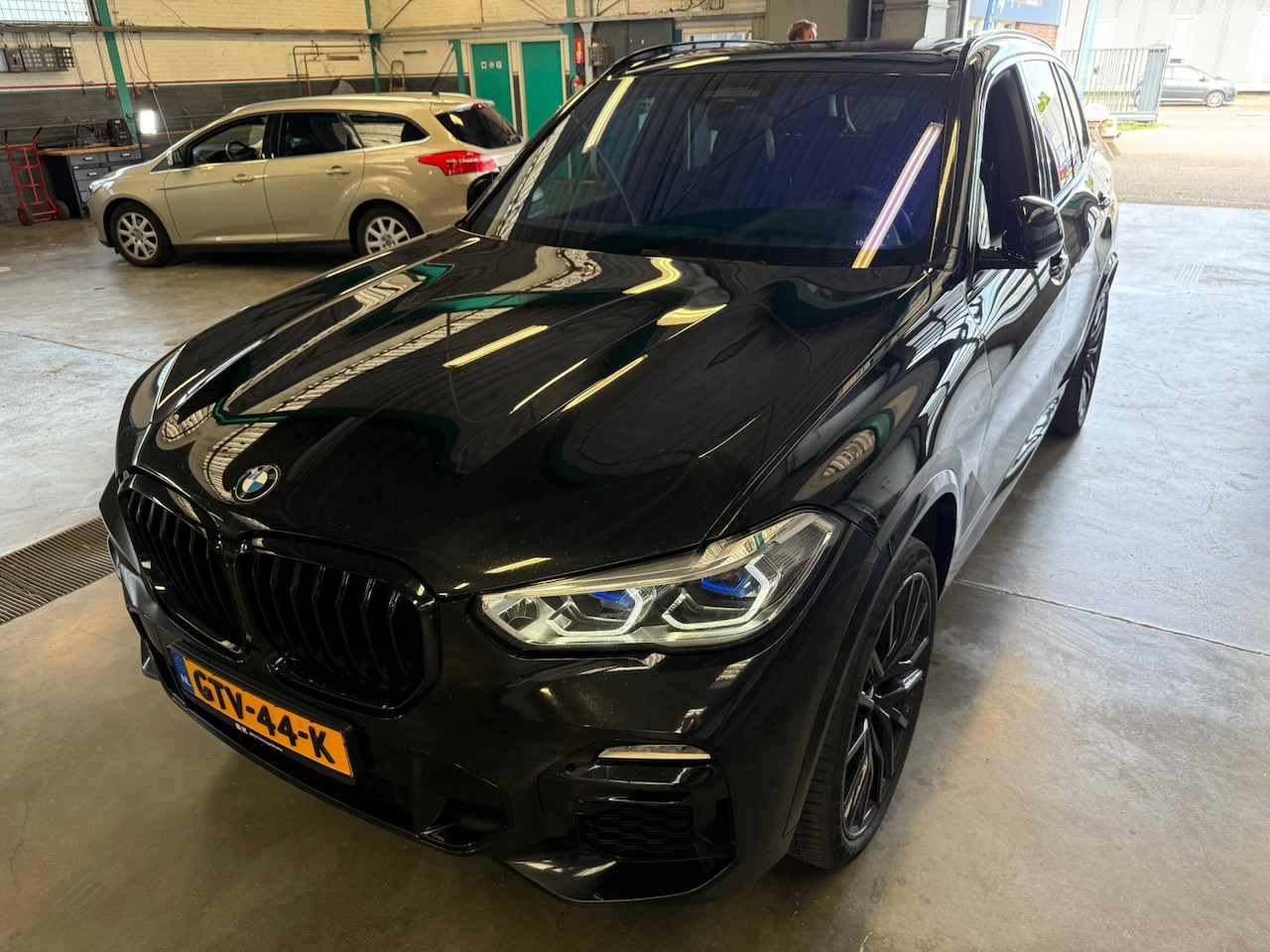 BMW X5 - M50i Executive full option - AutoWereld.nl