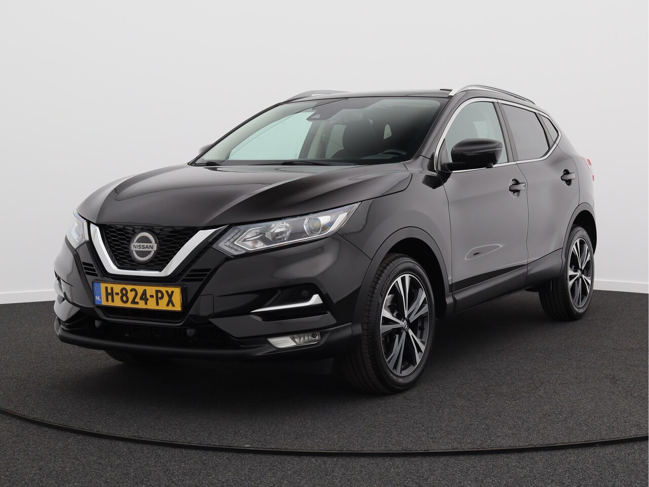 Nissan Qashqai - 1.3 DIG-T N-Connecta/ lage km/ zeer mooi! - AutoWereld.nl
