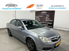 Opel Vectra - 1.8-16V Executive AIRCO / VOL-LEDER / TREKHAAK