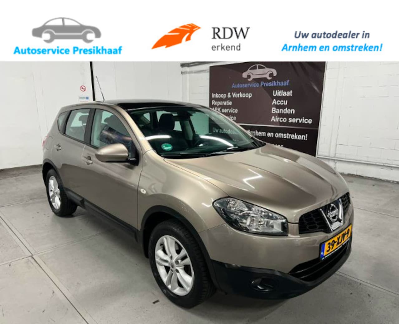 Nissan Qashqai - 1.6 Acenta PANODAK / CAMERA / NAVI / TREKHAAK - AutoWereld.nl