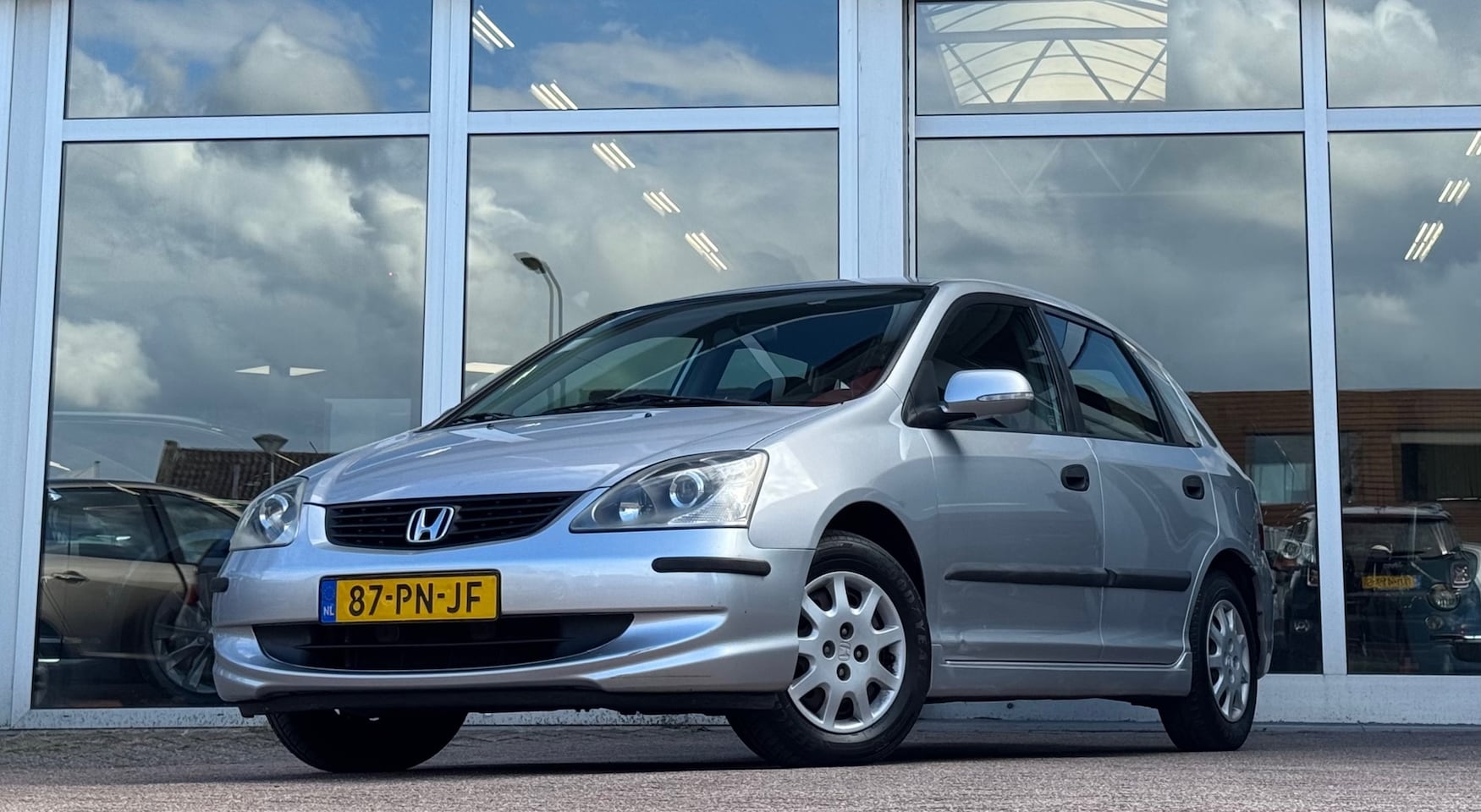 Honda Civic - 1.4i LS Automaat Airco 5-drs APK 6-8-2026 Trekhaak - AutoWereld.nl