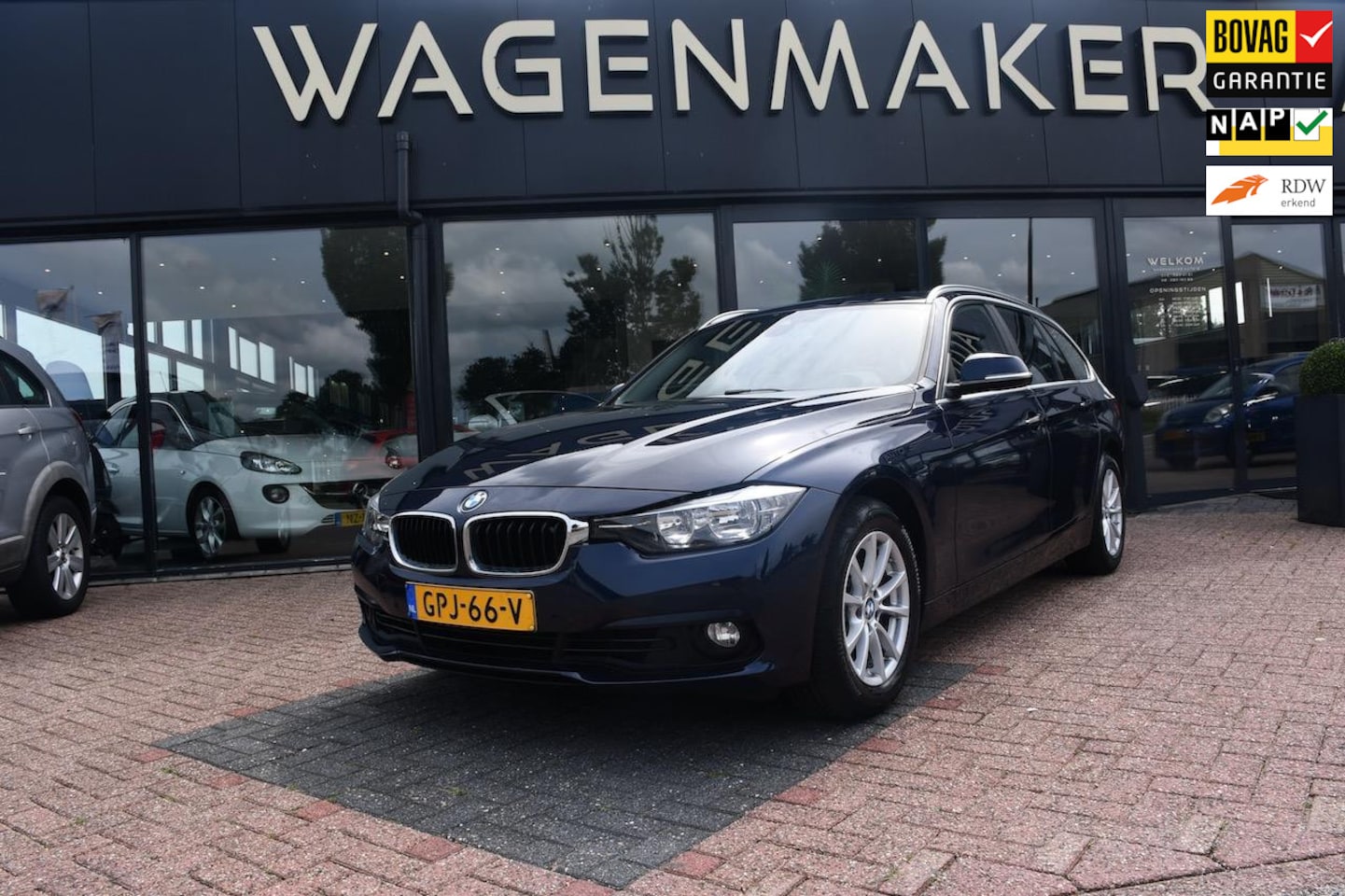 BMW 3-serie Touring - 318i Executive AUT|Clima|Cruise|NAVI - AutoWereld.nl