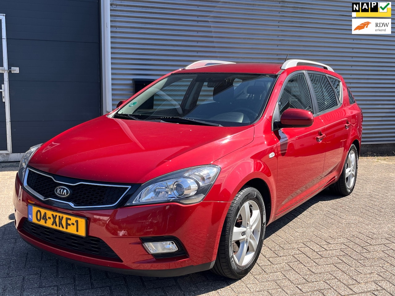 Kia Cee'd Sporty Wagon - 1.4 CVVT Navigator Plus Pack |Trekhaak 7-polig | Climate Control | Cruise Control | APK to - AutoWereld.nl