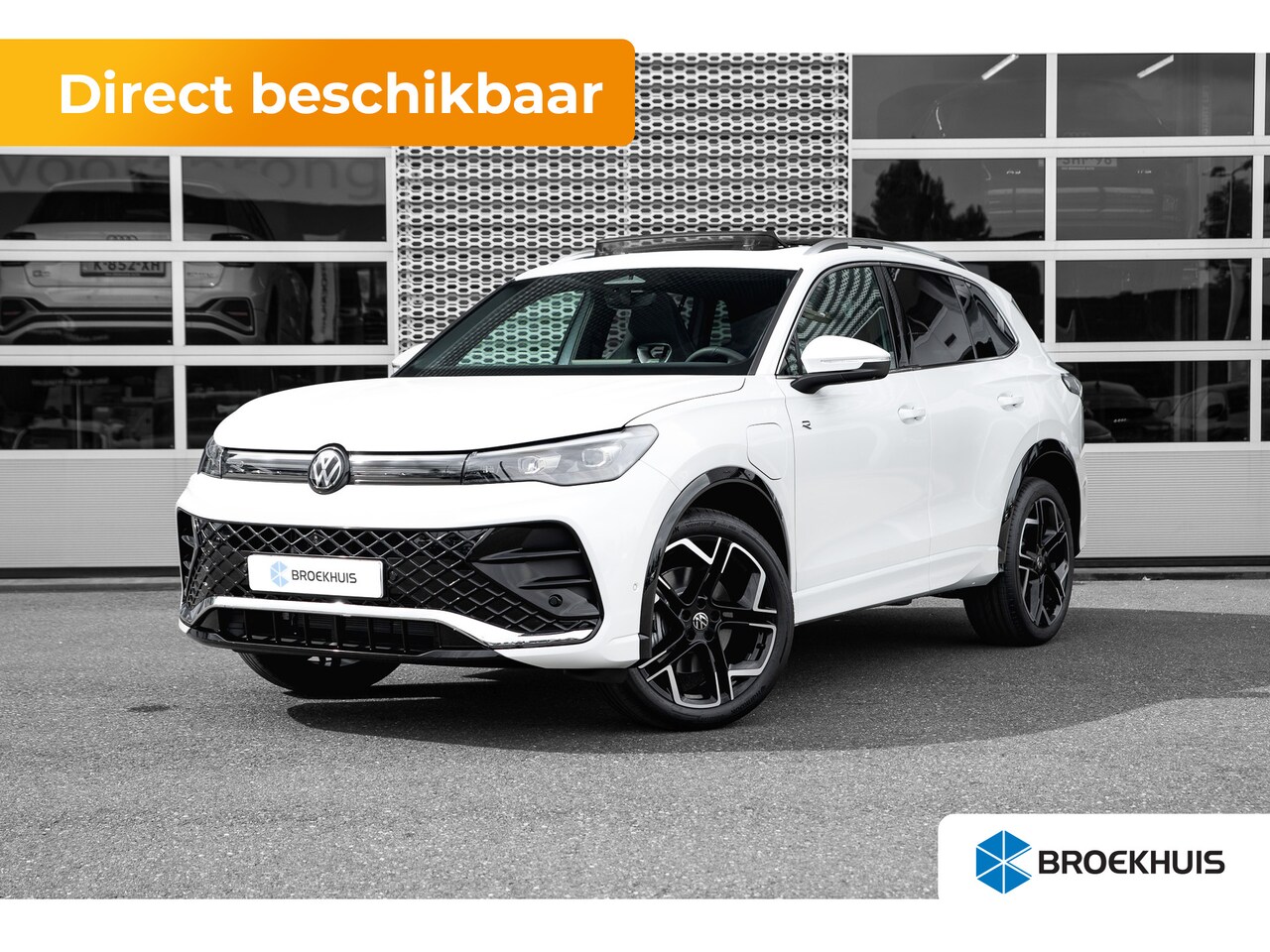 Volkswagen Tiguan - R-Line Edition - eHybrid | 'App-Connect' draadloze smartphone integratie | Automatische af - AutoWereld.nl