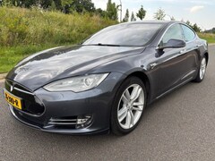 Tesla Model S - 90D Base