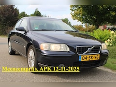 Volvo S60 - 2.4 140pk Edition II ECC/cruise/leer/navi/trekhaak