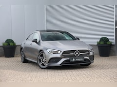 Mercedes-Benz CLA-Klasse - 200 163PK AMG Night Automaat Mat/Pano/Trekhaak/Sfeerv/Memory