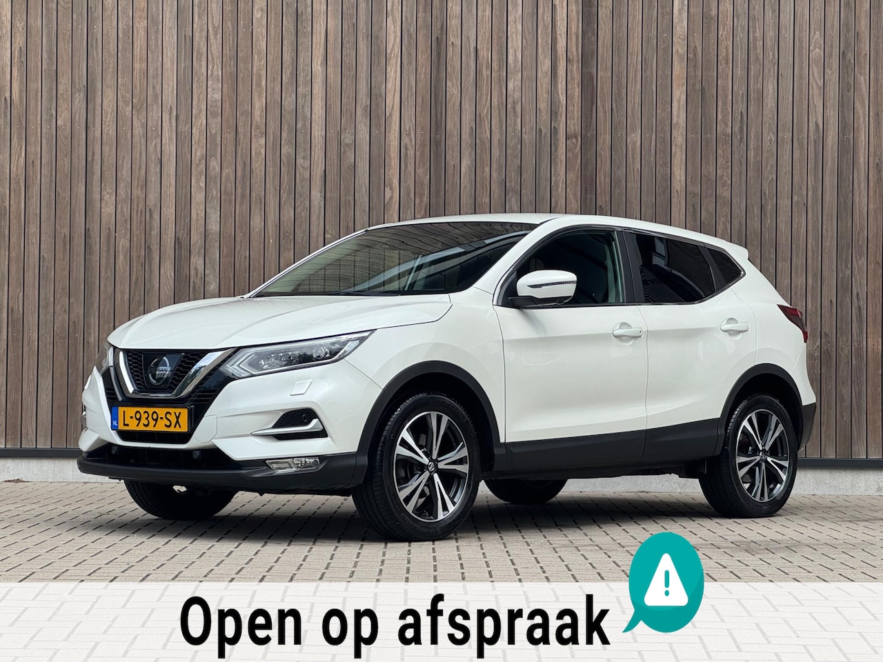 Nissan Qashqai - 1.6 N-Connecta |Trekhaak|Navi|360 Camera| - AutoWereld.nl