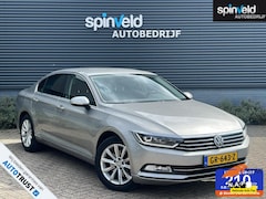Volkswagen Passat - 1.4 TSI ACT Highline BJ'15 NAP NL 1ste eig. DEALER OND