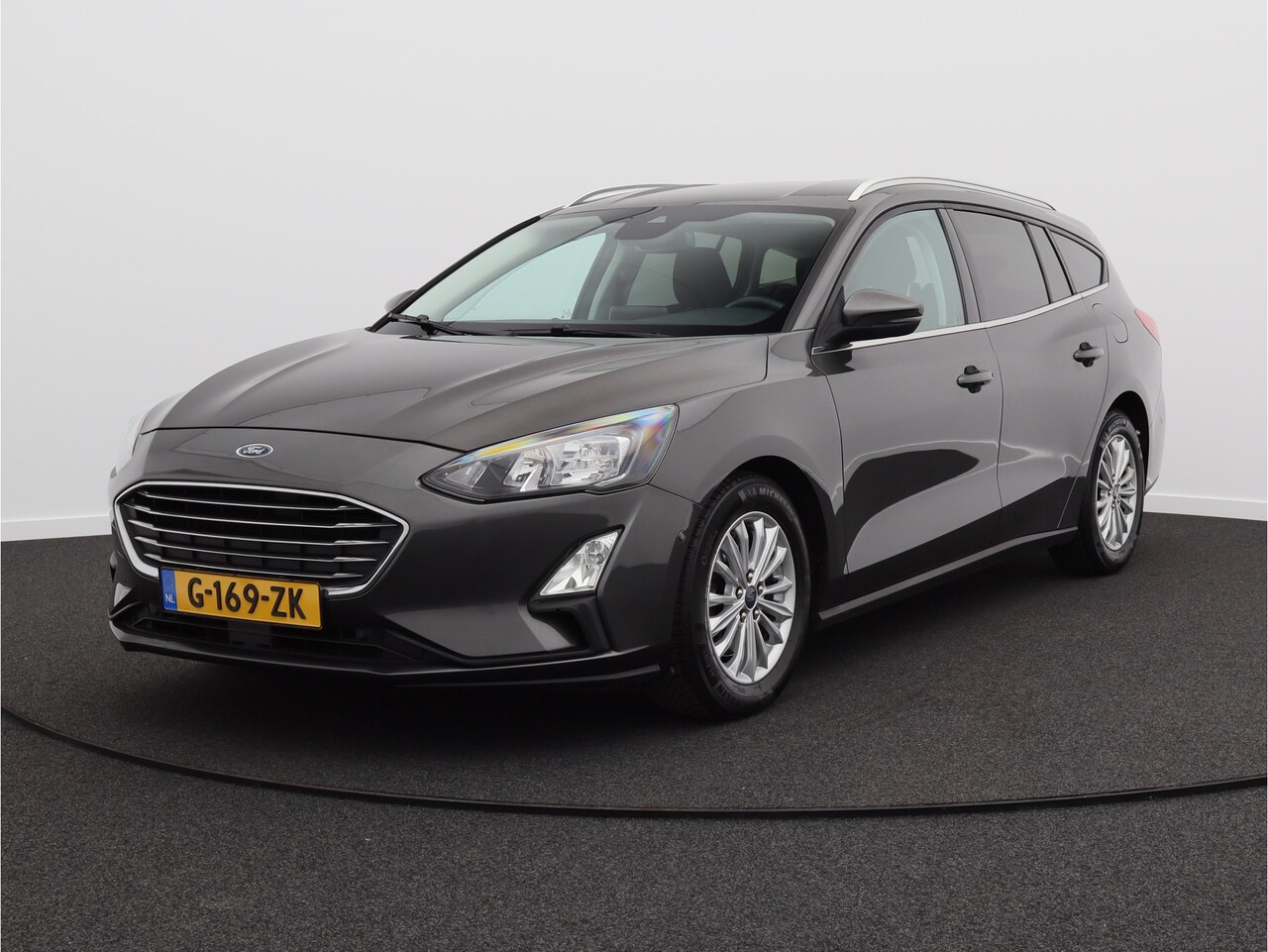 Ford Focus Wagon - 1.5 EcoBoost Titanium Business/ lage km! - AutoWereld.nl