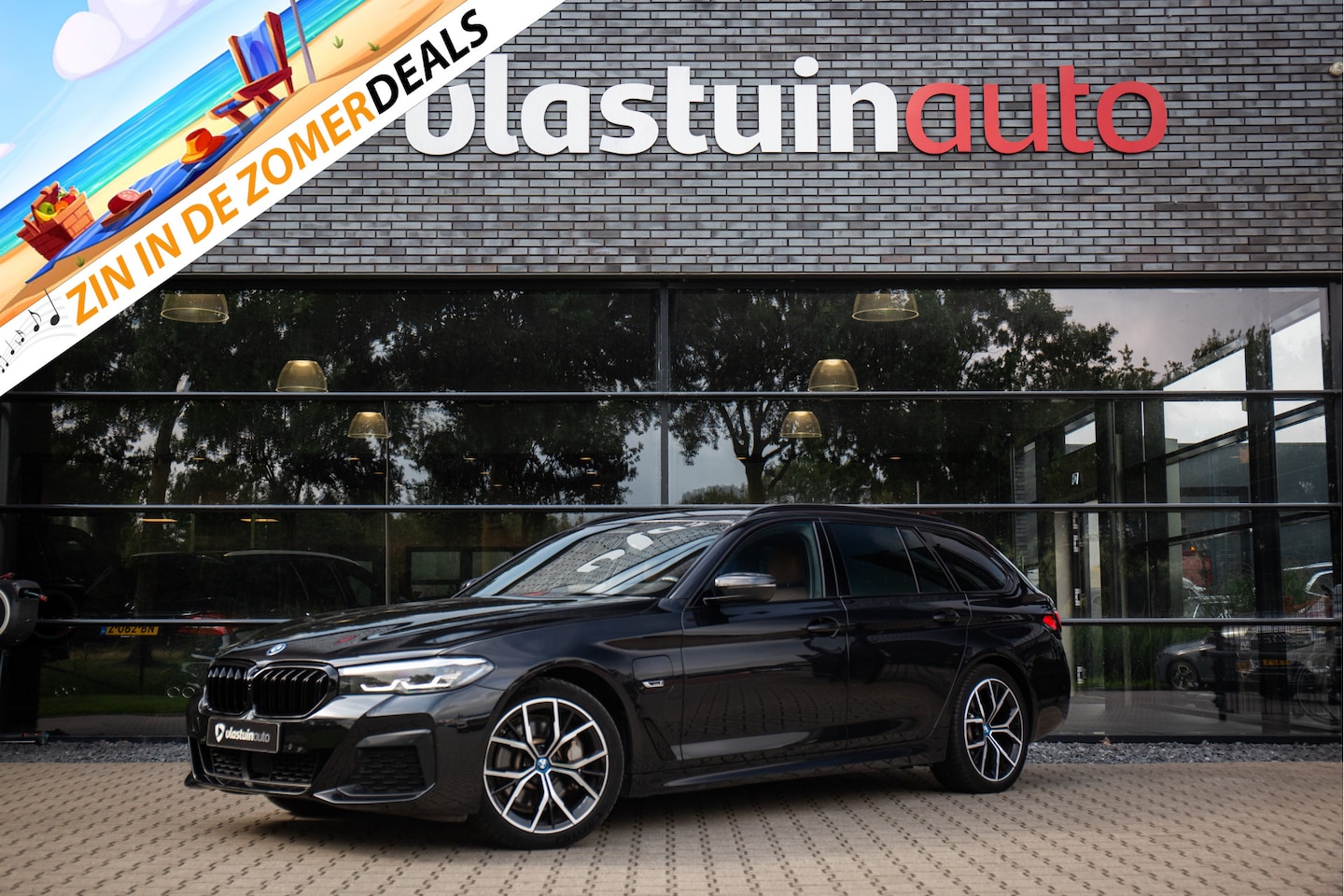 BMW 5-serie Touring - 530e M-Sport , Shadowline, Adap Cruise, Trekhaak, Eerste eigenaar - AutoWereld.nl