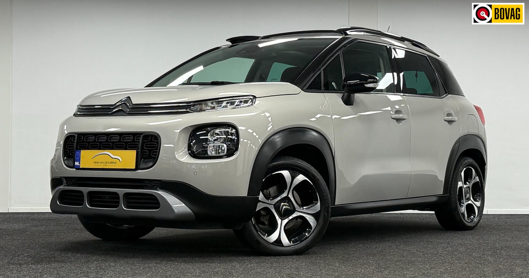 Citroën C3 Aircross - 1.2 PureTech S&S Shine*Panodak*Camera*Navi*Carplay* - AutoWereld.nl