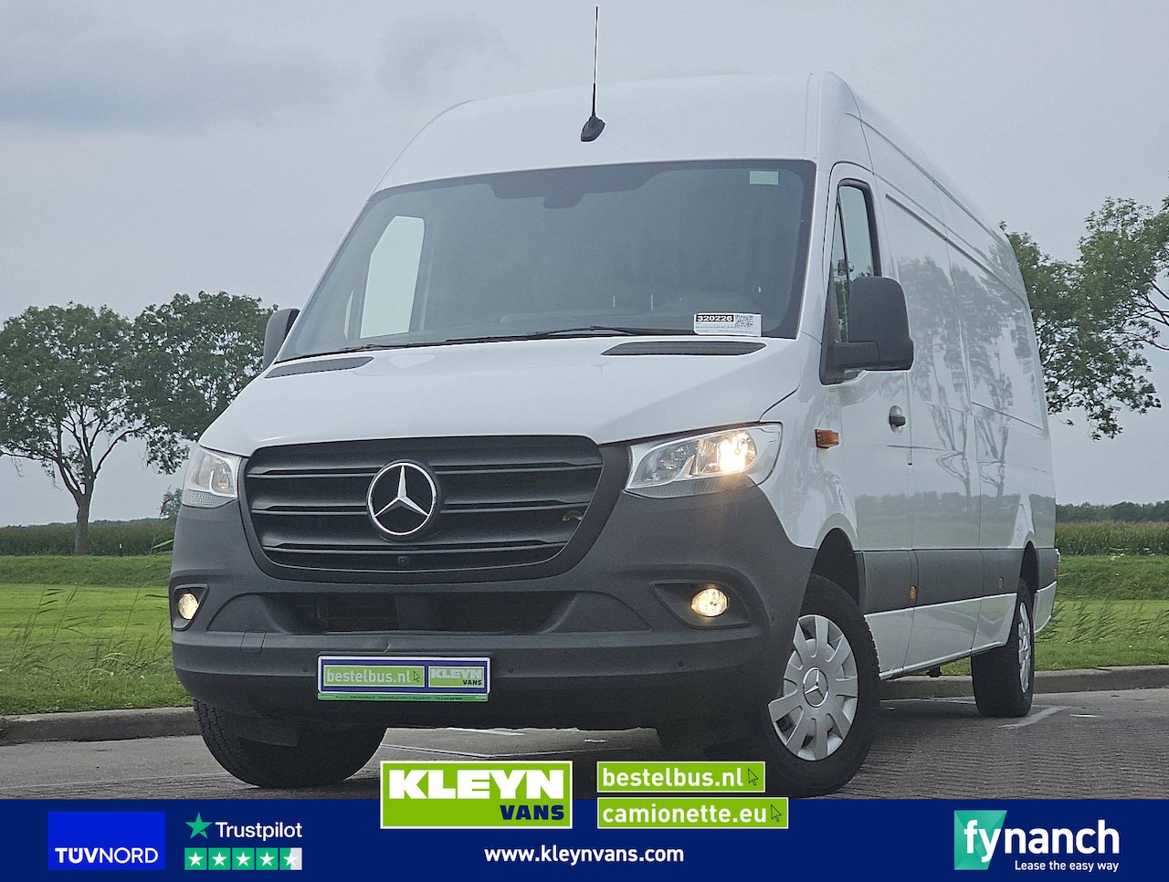 Mercedes-Benz Sprinter - 317 L3H2 Maxi Mbux Euro6 - AutoWereld.nl