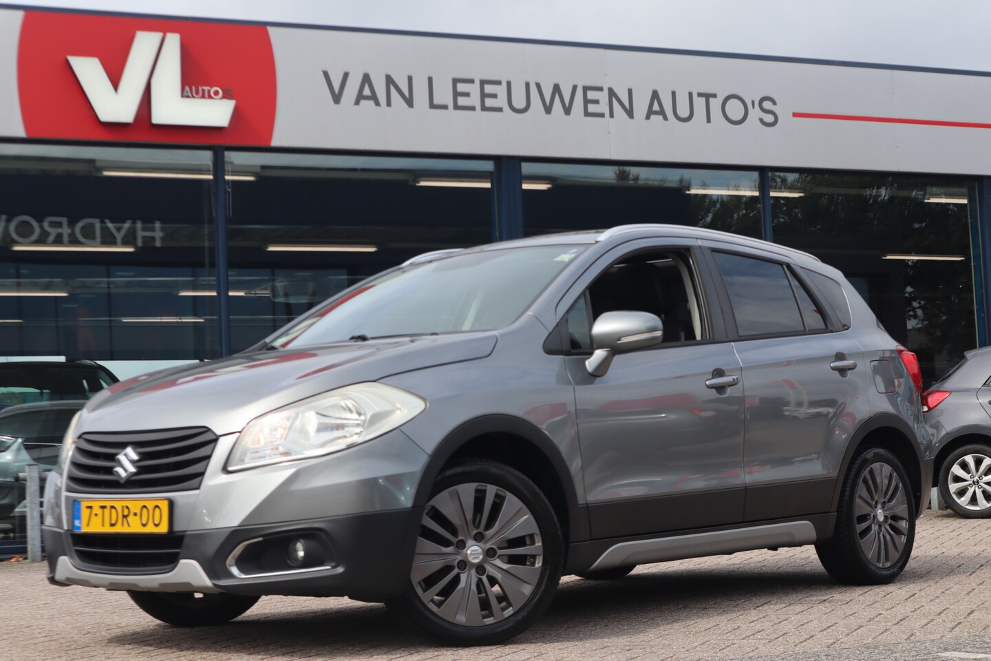 Suzuki SX4 S-Cross - 1.6 Exclusive | Stoelverwarming | Pano | Cruise - AutoWereld.nl