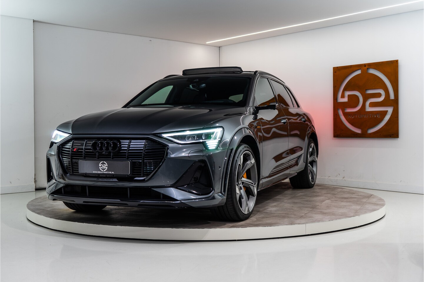 Audi e-tron - S Quattro 95 kWh 504PK | B&O | RS | Sfeer | Pano | VOL! 12 MND Garantie - AutoWereld.nl