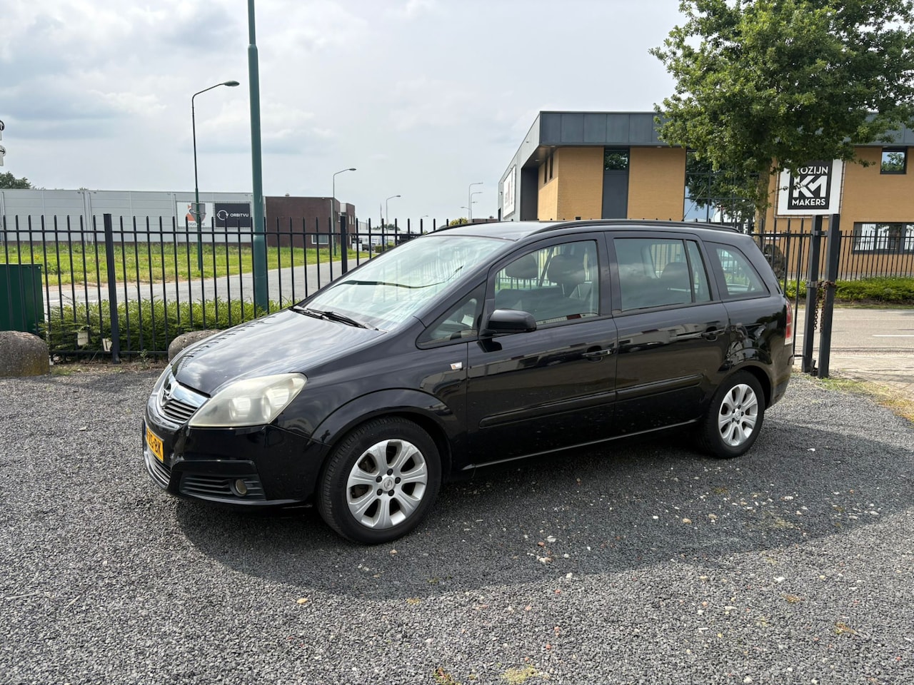 Opel Zafira - 1.8 Temptation / 7 persoons / AIRCO / Cruise-Control - AutoWereld.nl