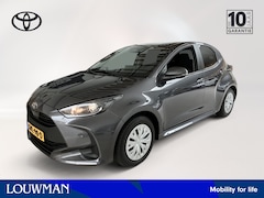 Toyota Yaris - 1.5 Hybrid 115 Comfort | stoelverwarming | parkeersensoren | getinte ruiten | All season b