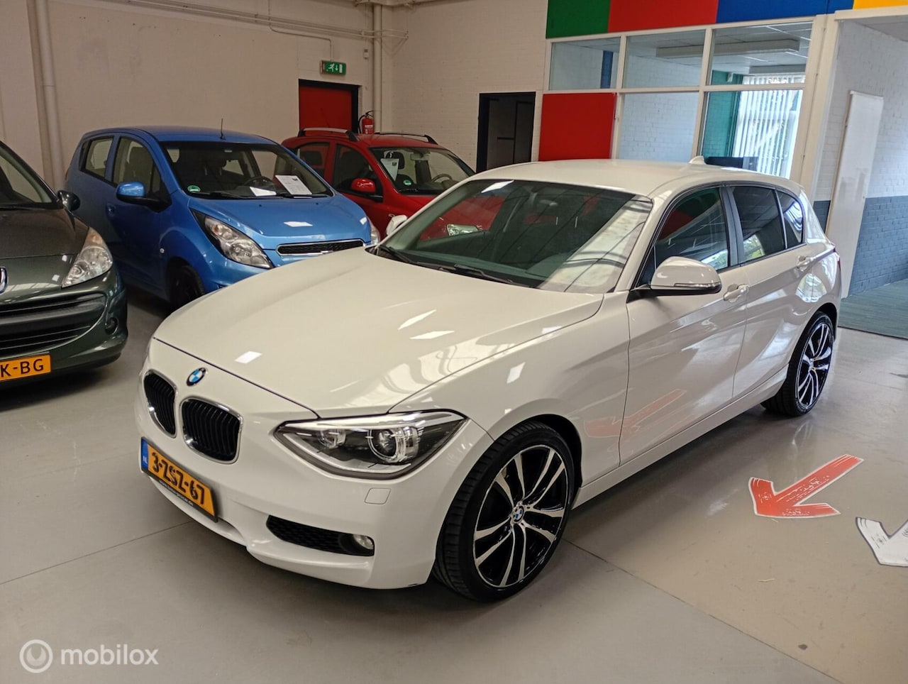 BMW 1-serie - 116i Business Climate control / Esp / Parkeersensor - AutoWereld.nl