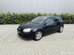 Volkswagen Golf - 1.6 FSI GT Sport Business Airco Trekhaak