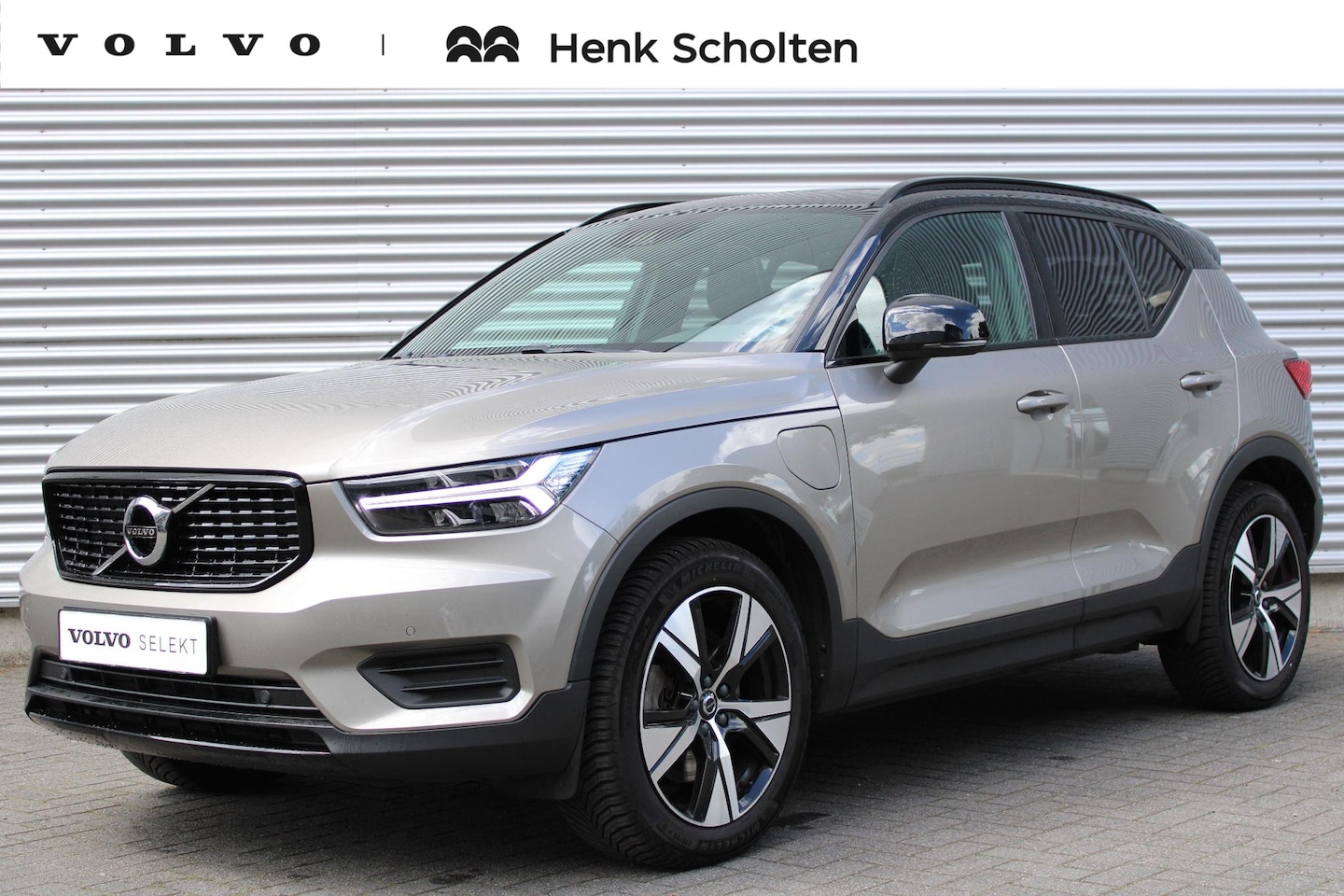 Volvo XC40 - T5 Automaat Recharge Inscription | Elektrisch Glazen Panorama-Dak | Extra Getint Glas | Pe - AutoWereld.nl