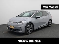Volkswagen ID.3 - Pro Oranje Edition 59 kWh | EM | Stoel en Stuurwarming | Navigatie | Park Assist | IQ LED