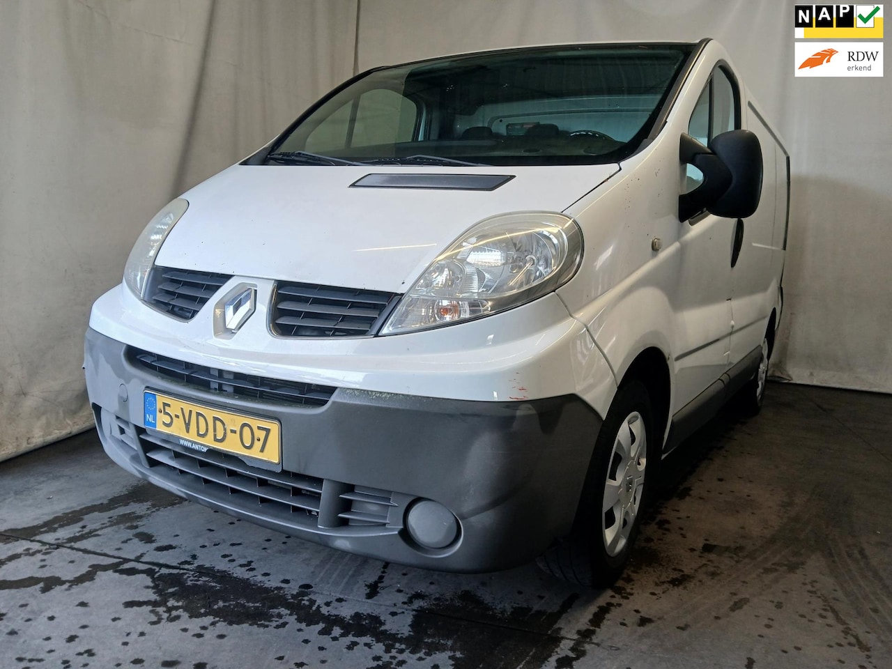 Renault Trafic - 2.0 dCi T29 L1H2 - Airco - Trekhaak - Schade - AutoWereld.nl