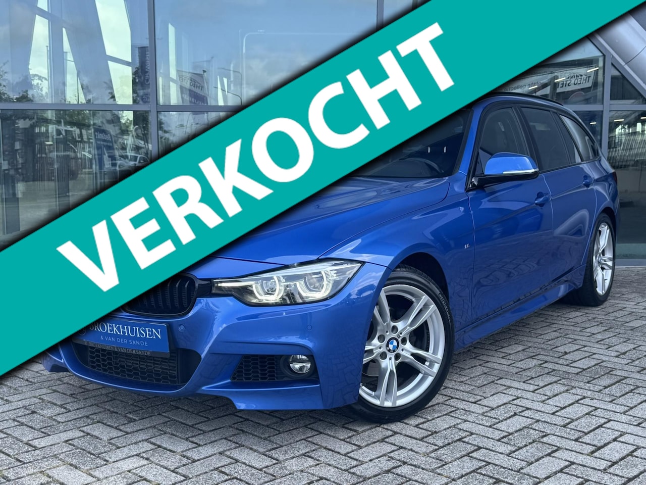 BMW 3-serie Touring - 318i M Sport Corporate Lease Stoelverwarming / Eletr Trekhaak / BMW LED - AutoWereld.nl